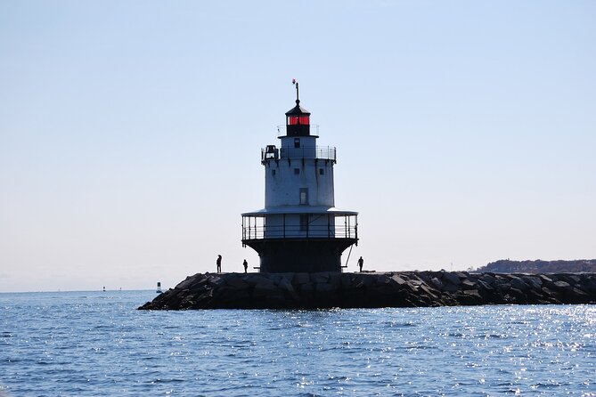 Harbor Lights and Sights Cruise - The Onboard Experience and Amenities