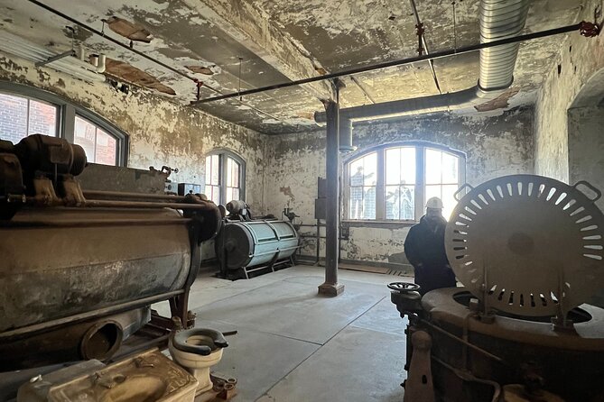 Hard Hat Tour of the Abandoned Ellis Island Hospital Complex - Practical Tips for Visiting the Ellis Island Hospital Complex