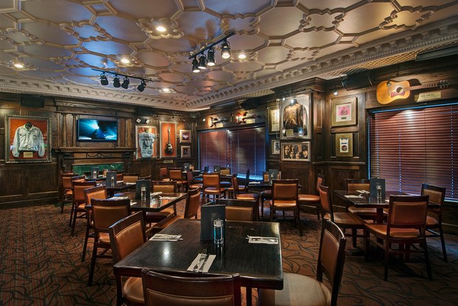 Hard Rock Cafe Atlanta - Accessibility and Additional Services