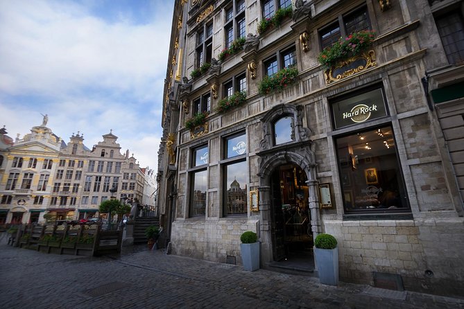 Hard Rock Cafe Brussels with Set Lunch or Dinner - Central Location on Brussels’ Iconic Grand Place