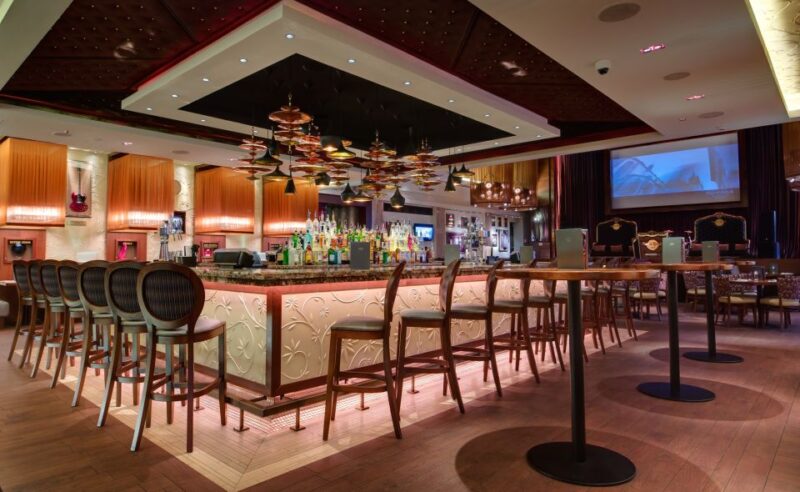 Hard Rock Cafe Florence with Set Menu for Lunch or Dinner - What’s Included and What to Expect