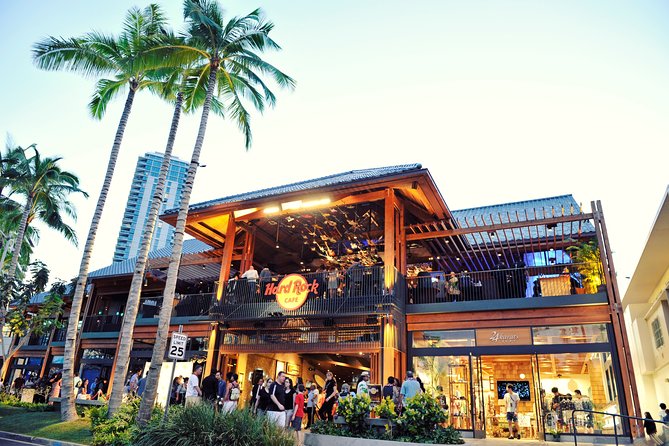 Hard Rock Cafe Honolulu - The Location: Hard Rock Cafe in Honolulus Beach Walk District