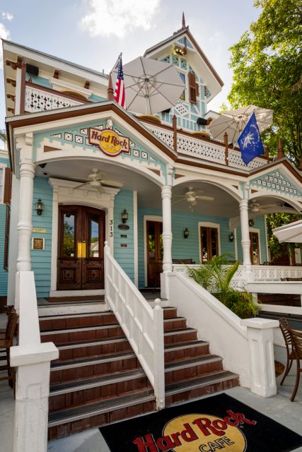 Hard Rock Cafe Key West - The Menu Options in Detail: From Classic Burgers to Decadent Desserts
