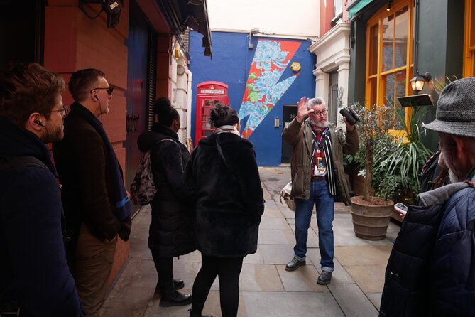Hard Rock London Walking Tour - Visiting the Site of David Bowie’s Ziggy Stardust Album Cover