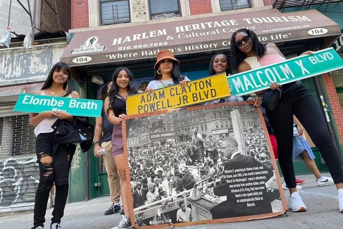 Harlem Civil Rights Multimedia Walking Tour - The Role of the Guide: Storytelling and Local Knowledge