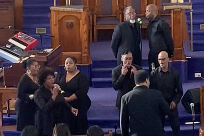 Harlem Holiday Christmas Gospel Concert with Tour - Walking Through Harlem’s Residential Districts