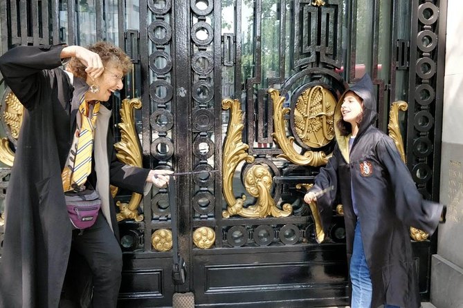 Harry Potters Magical Black Taxi Tour London - Gringotts Bank at the Australian High Commission
