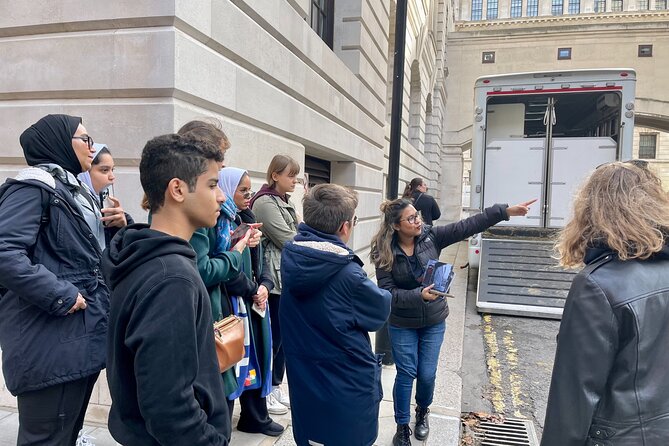 Harry Potter's Magical London: A Trusted Tour Since 2009 - The Iconic Platform 9¾ and the Hogwarts Express