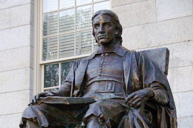 Harvard University Scavenger Hunt and Escape Game - Exploring Harvard Through the Digital Adventure