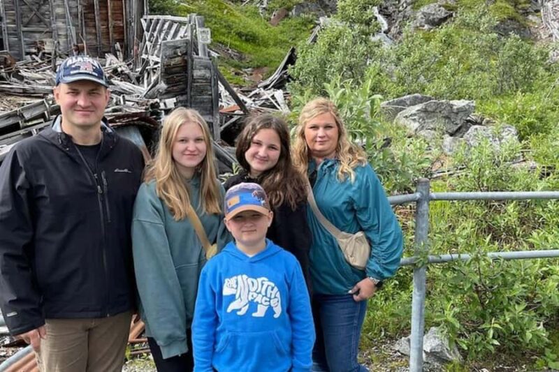 Hatcher Pass & Reindeer Adventure Tour  Anchorage Pickup - Experience Huskies and Other Wildlife Encounters