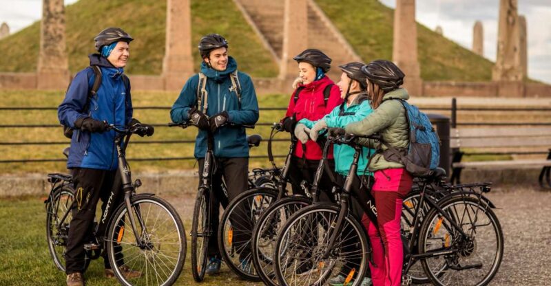 Haugesund: E-bike City Tour guided by the locals - Scenic Coastal Ride Along the North Sea