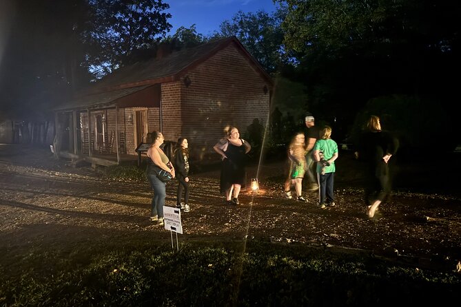 Haunted Heart of Chickamauga Ghost Tour - Visiting Crawfish Spring: The Town’s Origins and Legends