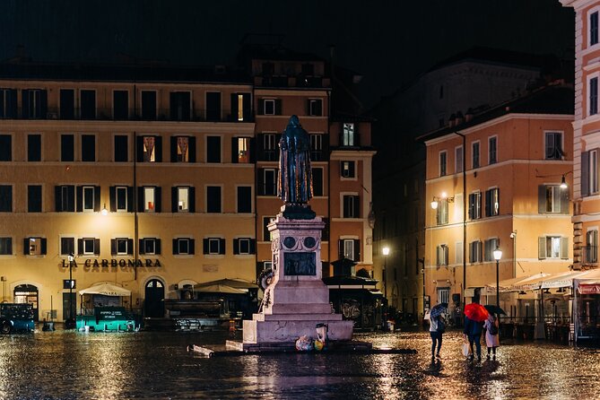 Haunted Rome Ghost Tour - The Original - The Haunted Square and Poisoners Tales