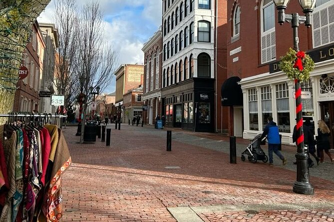 Hauntings, History and Legends Tour in Salem - Salem’s Hidden Stories on a One-and-a-Half Hour Walk