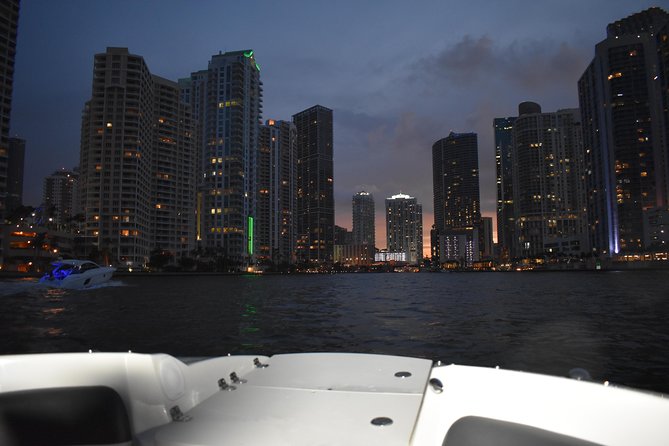 Have the best time in Miami aboard our SeaRay - Safety and Customer-Focused Service