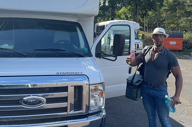 Hawaii island Mini-Buses Service - Meeting Points and Locations