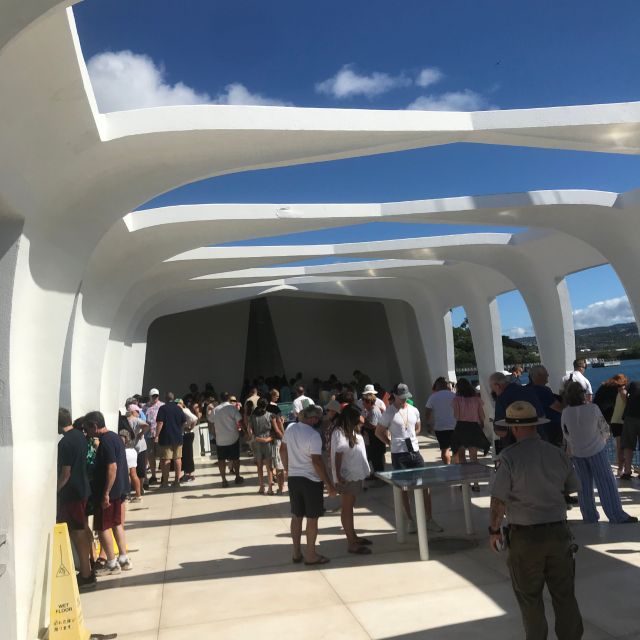 Hawaii: Pearl Harbor and North Shore adventure - Explore Pearl Harbor and the USS Arizona Memorial