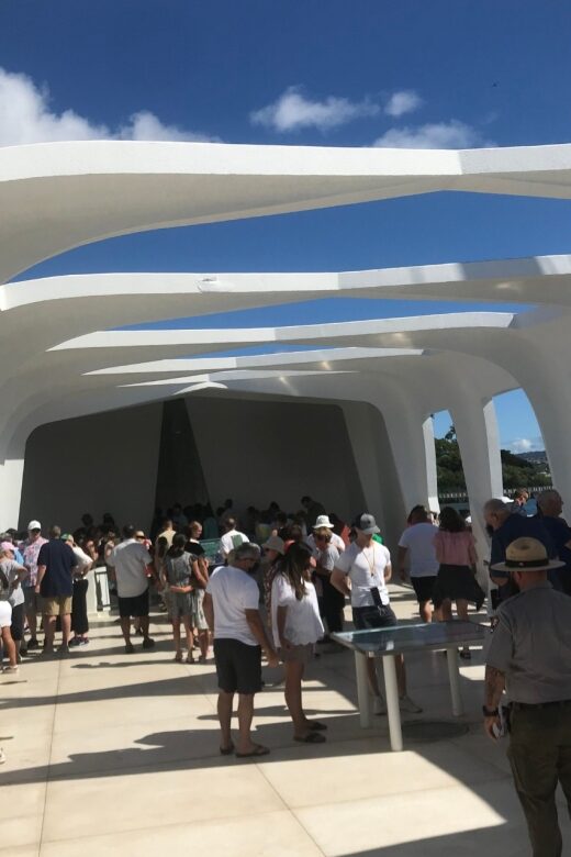 Hawaii: Pearl Harbor and North Shore adventure - Sampling Food at North Shore Food Trucks and Macadamia Farms