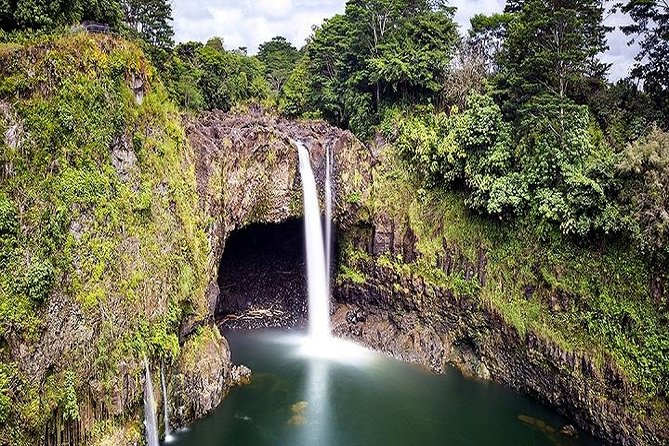 Hawaii Volcanoes National Park Experience from Maui - Walking on the Black Sand Beach and Viewing Sea Turtles