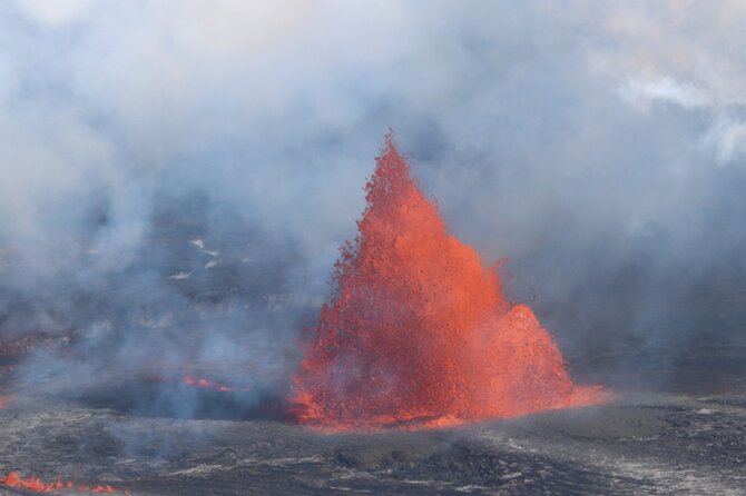 Hawaii Volcanoes, Waterfalls, Beaches & Hilo Highlights Day Tour - Logistics and Comfort on the Tour