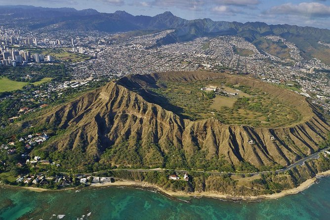 Hawaiian Beauty Package - The Role of Guides and Support During the Tour