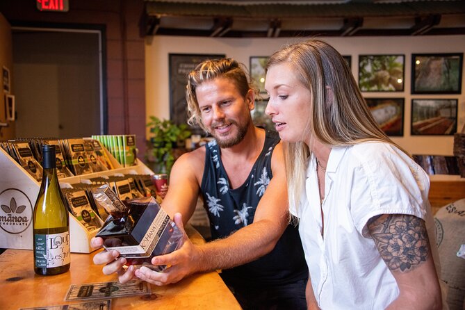 Hawaiian Food and Scenic Tour: Local Flavors and Top Sights - Chocolate, Views, and Local Culture