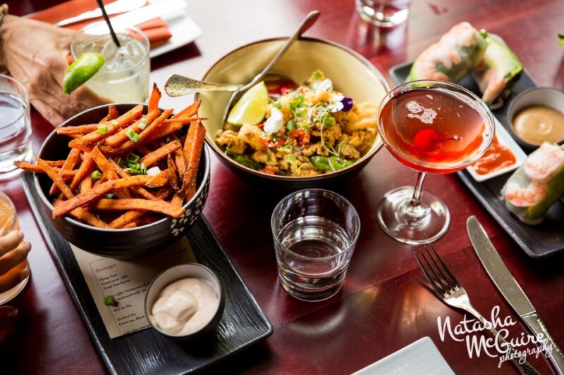 Healdsburg: Boutique Wine and Food Pairing Walking Tour - Starting Point in Healdsburg Plaza