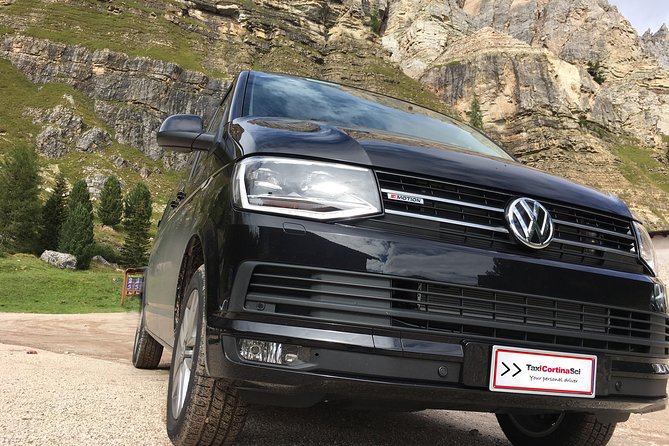 Heart of the Dolomites starting from Cortina d'Ampezzo - Mountain Lodge Lunch with Views