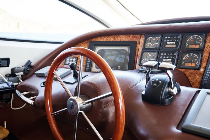 Heather Nikki 80 ft Italian Azimut Yacht Rental - Key Points