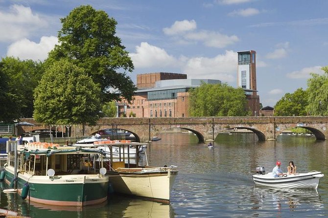Heathrow Airport Private Transfer Service To Stratford-upon-Avon - Flexible Timing and 24/7 Availability