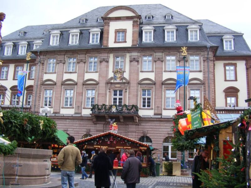 Heidelberg: 2-Hour Crime Tour with Costumed Guide - The Guide’s Performance and Themed Costuming