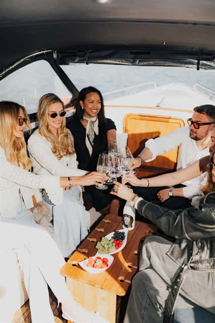 Heidelberg: Boat ride Heidelberg private boat with captain 3.5 hours for up to 12 guests - Key Points