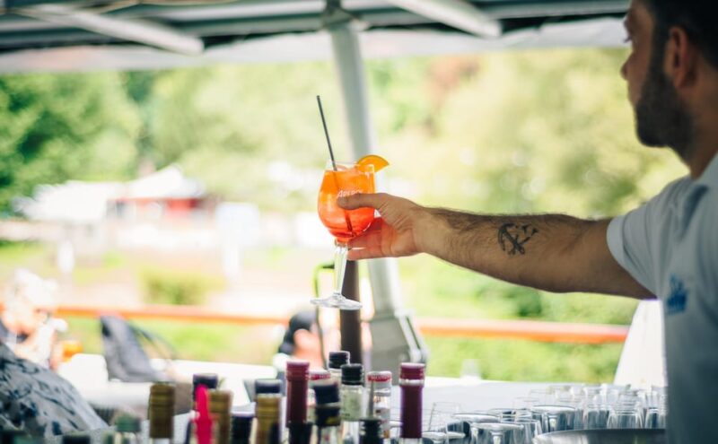 Heidelberg: Breakfast boat cruise - Return to Heidelberg with Lasting Memories