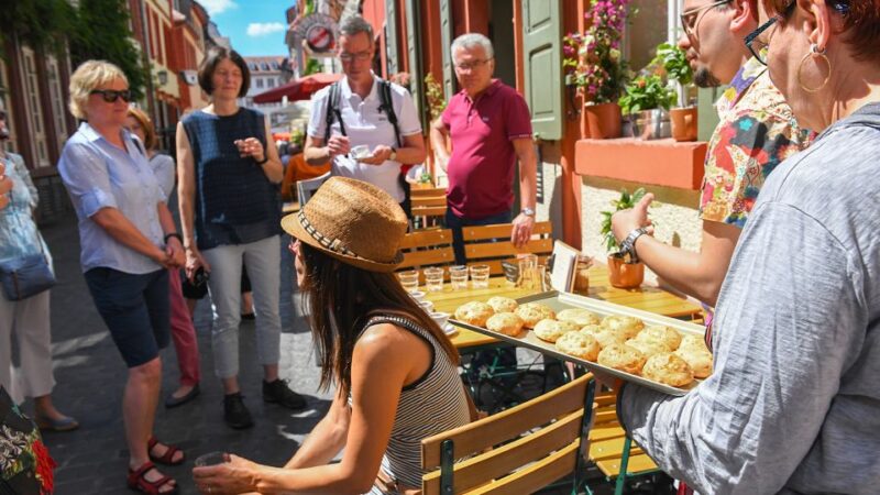 Heidelberg: Culinary city tour with delicious samples - Strolling Through Heidelbergs Old Town and Visiting Landmark Highlights