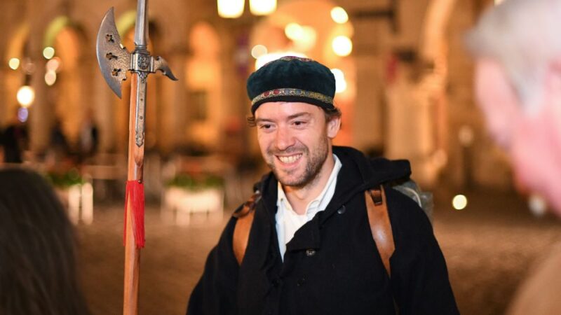 Heidelberg: night watchman tour through the old town - Discover Heidelberg with a Night Watchman Guide for 1.5 Hours