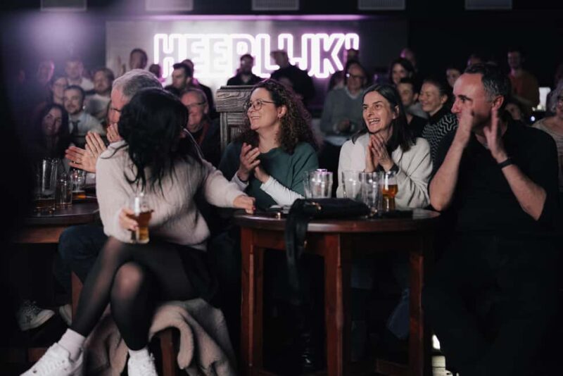 Heidelberg: Ticket for Comedy Night at the Comedy Club Heidelberg - Food and Drink at OHEERLIJK Pub Before the Show