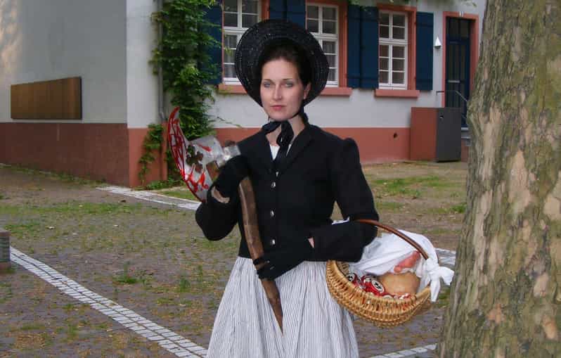 Heidelberg:Spooky tour with the Hengmen´s Doughter & Witness - The Food and Drink Component: A Shooter Included