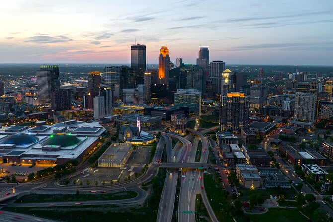 Helen Hike Wine and Dine Private Tour from Atlanta - What Sets This Tour Apart from Others