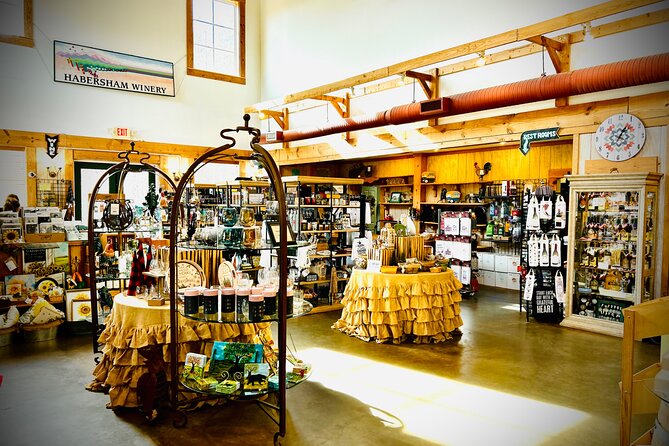 Helen N. Georgia Private Winery Tour, Dine and Shop from Atlanta - Exploring Helen: Shopping, Dining, and Alpine Charm