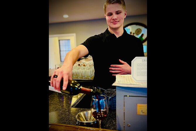 Helen N. Georgia Private Winery Tour, Dine and Shop from Atlanta - Whats Included and Whats Not