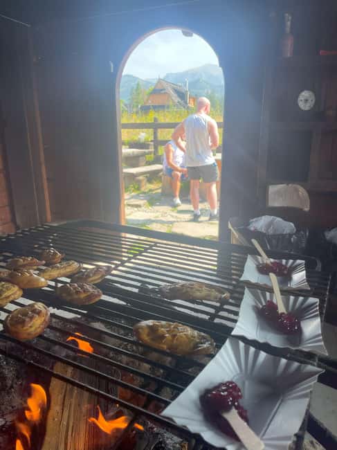 HELICOPTER SIGHTSEEING ONE DAY TOUR ZAKOPANE FROM KRAKOW - Relaxing at Chochoowskie Thermal Baths