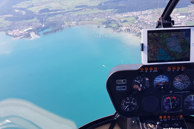 Helicopter tour to the Stockhorn mountain, with great view to the Swiss Alps - Viewing Belp Berg and Swiss Countryside