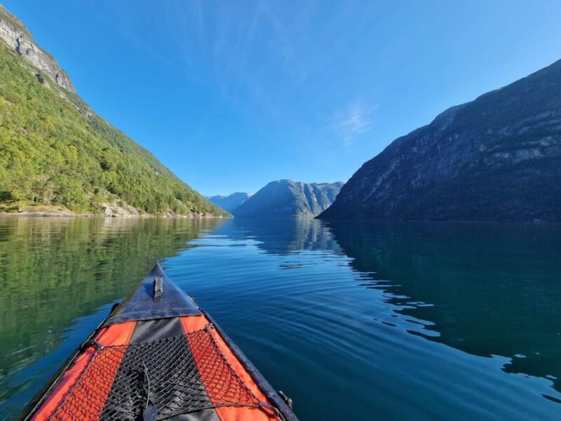 Hellesylt: Beginner-Friendly Fjord Kayaking Experience - Suitable for Families and First-Time Kayakers