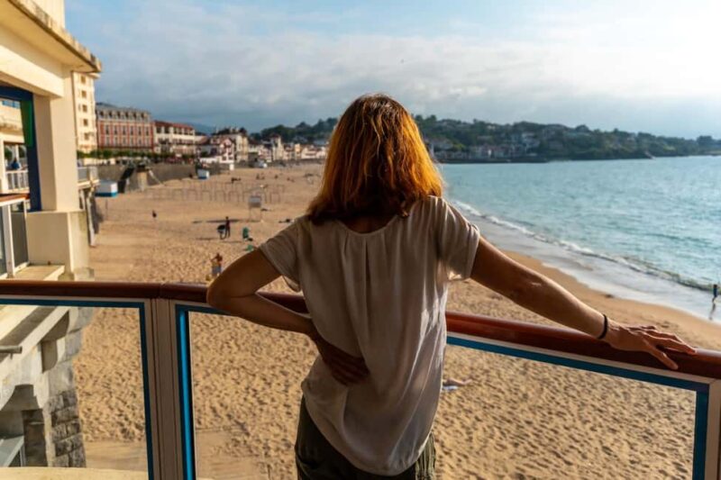 Hello Biarritz: Private 2-Hour Intro Walk with Local Guide - Tips from a Local on Where to Eat and Explore Next