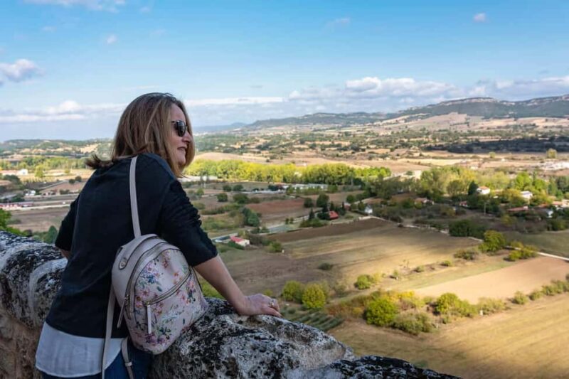 Hello Burgos: Private 2-Hour Intro Walk with Local Guide - Booking and Cancellation Policies