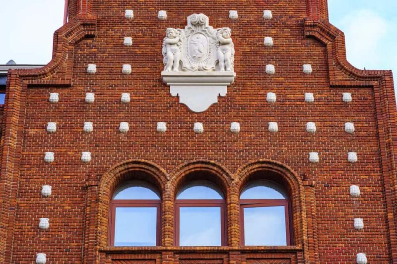 Hello León: Private 2-Hour Intro City Walk with Local Guide - Personalized Tips for Exploring León Further