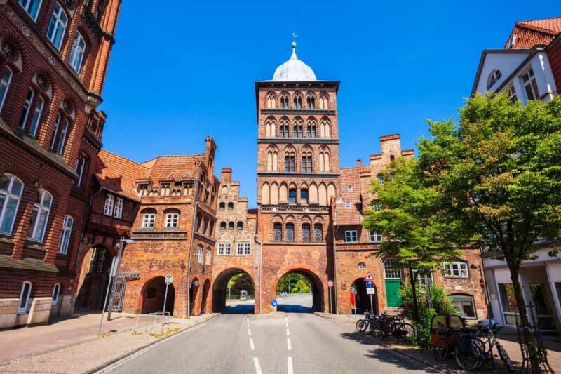 Hello Lübeck: Private 2-Hour Intro Walk with Local Guide - Personalized and Flexible Walking Experience