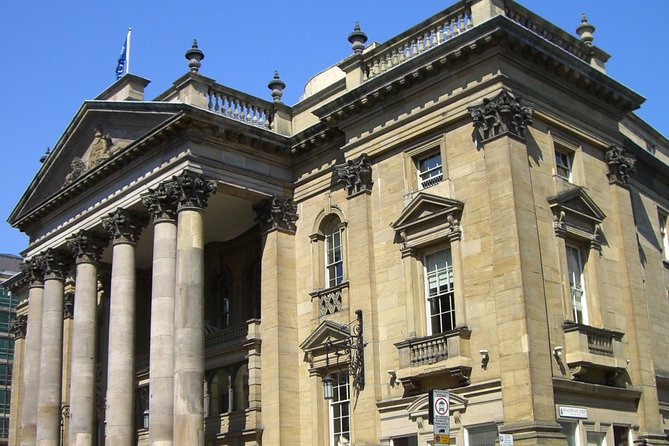 Hello Newcastle! Private Walking Tour - Crossing the Gateshead Millennium Bridge