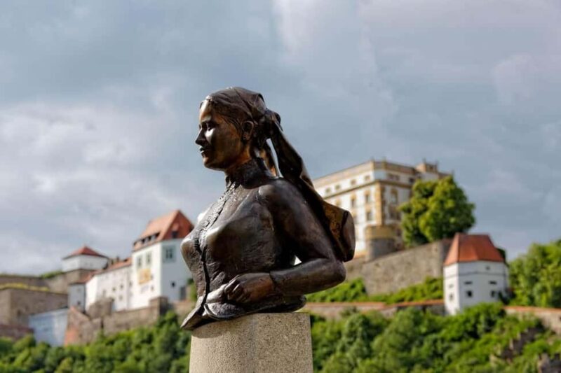 Hello Passau: Private 2-Hour Intro Walk with Local Guide - Practical Tips and Local Recommendations