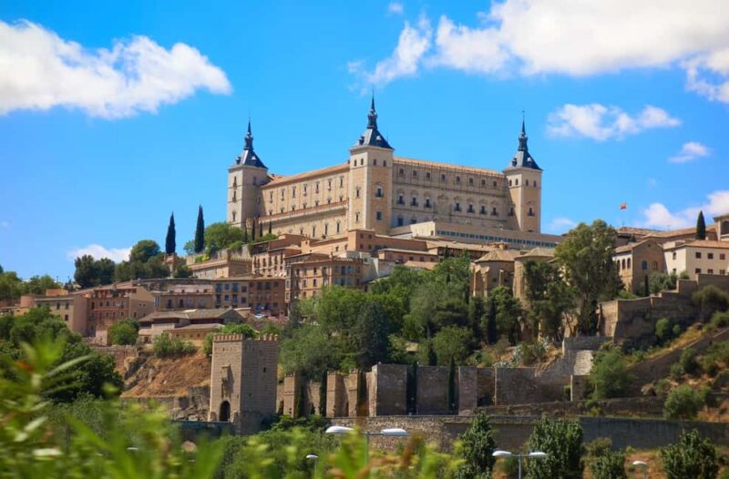 Hello Toledo: Private 2-Hour City Walk with Local Guide - Discover Toledo in 2 Hours with a Private Local Guide